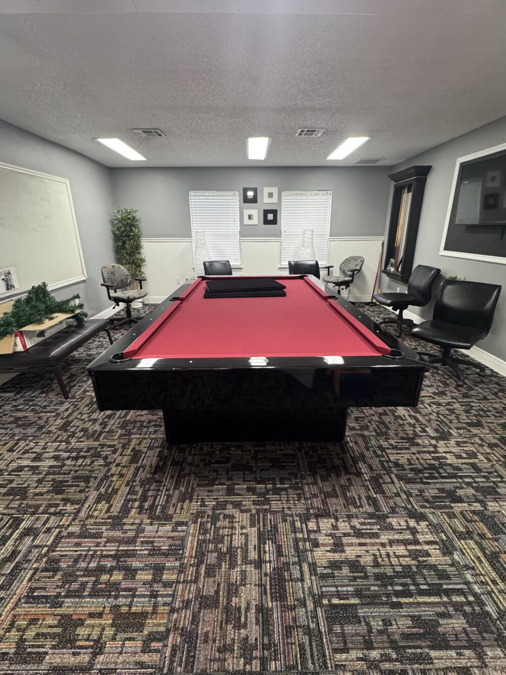 9ft Olhausen Monarch Used Billiard table