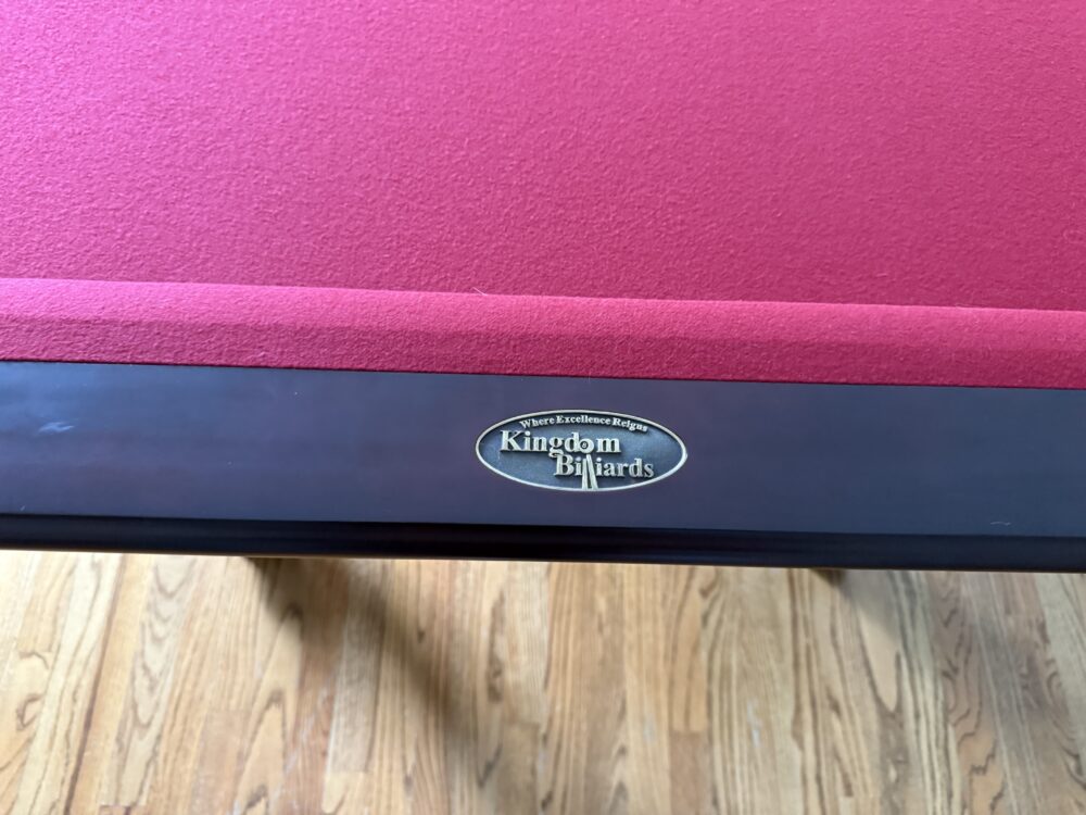 Kingdom Billiards 8ft table with dining top - Image 2
